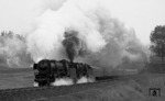001 187 + 001 180 vor dem kombinierten D/E 852/658 bei Schödlas. (01.10.1972) <i>Foto: Burkhard Wollny</i>
