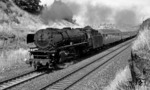 001 164-3 vor E 658 nach Bamberg bei Hof-Moschendorf. (29.07.1970) <i>Foto: Burkhard Wollny</i>