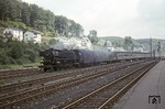 03 1076 (Bw Hagen-Eckesey) läuft mit einem Eilzug (Hagen - Kassel) in den Bahnhof Brilon-Wald ein. (11.06.1966) <i>Foto: J. Carter</i>