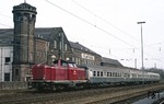 212 274 vor N 5354 (Solingen - Remscheid - Wuppertal) vor der Auerhütte in Wuppertal-Unterbarmen. (16.04.1988) <i>Foto: Wolfgang Bügel</i>