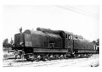Die Lokomotive E 178 01 der Deutschen Reichsbahn war als Elektrolokomotive für dampffreie Fahrten auf der Berliner Stadtbahn geplant. Die zunächst sechs Lokomotiven sollten über eine Zugheizungsanlage verfügen und für die Stromversorgung eine wie bei der S-Bahn Berlin seitliche Stromschiene mit Gleichstrom erhalten. Die Aufnahme ist wahrscheinlich auf dem Gelände des RAW Schöneweide (heute Hauptwerkstatt S-Bahn) entstanden. Nur 18 Monate wurde die Lok im Betriebsdienst eingesetzt und bereits am 01.07.1932 im Bw Friedrichsfelde abgestellt. Am 21. April 1942 stellte die RBD Berlin einen Ausmusterungsantrag, am 04.10.1943 schied sie aus dem Fahrzeugbestand der RBD Berlin aus. (1929) <i>Foto: Kallmünzer</i>