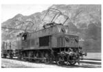 E 33 08 (ÖBB 1029.06) in Innsbruck. (1942) <i>Foto: Hermann Maey</i>