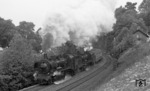 038 711 und 038 772 mit einem Sonderzug auf der Geislinger Steige kurz vor Amstetten. (03.06.1973) <i>Foto: Burkhard Wollny</i>