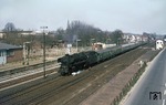 Im einem nicht gerade ansprechenden äußerlichen Zustand verlässt 012 100 (01 1100) vor D 734 (Norddeich Mole - Rheine - Köln) den Bahnhof Lingen an der Ems. (30.03.1974) <i>Foto: Wolfgang Bügel</i>