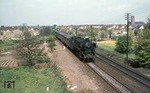 042 166 (41 166) hat mit Dg 44445 die ersten Häuser von Rheine erreicht. (20.04.1974) <i>Foto: Wolfgang Bügel</i>