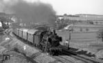 038 382 (38 2383) vor N 3964 aus Böblingen auf der Gäubahn bei Gärtringen. (30.04.1973) <i>Foto: Burkhard Wollny</i>