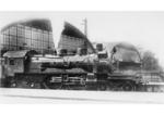 Lok "1000 Altona" (pr. S 9, spätere 14 062) in Hannover Hbf. Es handelt sich um eine 2'B2'n3v-Schnellzuglok, eine zunächst teilverkleidete Versuchslokomotive der Bauart Kuhn-Wittfeld. (1919) <i>Foto: Rudolf Kreutzer</i>