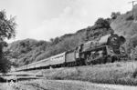 01 0533 rollt durch das Saaletal bei Kahla. (05.1978) <i>Foto: Martin Heller</i>