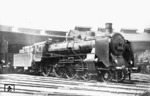 17 1161 (Bw Berlin Lehrter Bf) aufgenommen im Bw Bremen P. Vermutlich ist die Lok mit einem Schnellzug über die "Amerika-Linie" Berlin – Stendal – Salzwedel – Uelzen – Soltau/Han – Langwedel nach Bremen gekommen. (13.08.1932) <i>Foto: Hermann Maey</i>