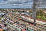 Abfahrt des Zuckerrübenzugs DGS 88987 mit 50 4073 und 52 8168 in Nördlingen. (21.09.2026) <i>Foto: Joachim Schmidt</i>