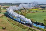 58 1111 mit DGS 95194 an der Wörnitz bei Wörnitzstein kurz vor Donauwörth. (22.09.2026) <i>Foto: Joachim Schmidt</i>
