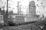Bei der Anreise zur Sonderfahrt der 38 2383 von Koblenz in die Eifel wurde 110 473 vom Bw Köln-Deutzerfeld mit N 3811 fotografiert. (04.06.1972) <i>Foto: Wolfgang Bügel</i>