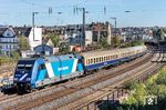 TCS 101 128 überführte den DLr 21350 (Münster - Mönchengladbach) in Hagen. Im Hintergrund fährt 294 845 auf dem S-Bahn-Gleis. (07.10.2026) <i>Foto: Joachim Schmidt</i>