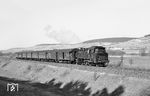 Mit dem P 2548 (Lauda ab 14.55 Uhr) kehrte 64 136 auf die Taubertalbahn bei Königshofen (Baden) zurück. Samstags fuhr der Zug bis Niederstetten durch, ansonsten endete er in Weikersheim. (25.03.1967) <i>Foto: Reinhard Gumbert</i>