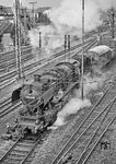 Ausfahrt der 050 439 (Bw Wuppertal-Vohwinkel) vor Ng 17602 in Wuppertal-Oberbarmen. (28.07.1972) <i>Foto: Joachim Bügel</i>