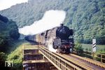 Mit dem E 555 nach Köln geht es gegen 7.20 Uhr für 01 102 über die Kyll bei Speicher. (07.1968) <i>Foto: Harald Vogelsang</i>
