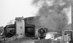 01 0532 verlässt mit D 1332 nach Hamburg den Bahnhof Berlin-Zoologischer Garten. (05.08.1974) <i>Foto: Burkhard Wollny</i>