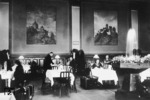 Der gediegene Wartesaal 1. Klasse im Anhalter Bahnhof von Berlin, in dem sogar ein Springbrunnen vorhanden war. (1932) <i>Foto: RVM</i>