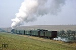 Nachschuss auf die schöne Personenzuggarnitur mit 86 1573 bei Gerbstedt. (15.03.1976) <i>Foto: Wolfgang Bügel</i>