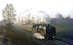 Durch den Wintersmog dampft 01 2069 mit dem D 378 "ISTROPOLITAN" aus Bratislava durch den Süden von Berlin bei Altglienicke. (22.12.1976) <i>Foto: Wolfgang Bügel</i>