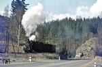 99 6102 mit P 69725 auf dem Weg nach Harzgerode. (04.04.1977) <i>Foto: Joachim Bügel</i>