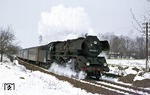 Hinter Bautzen konnte P 3807 mit 03 2265 wieder überholt und bei Pommritz erneut abgelichtet werden. (11.04.1977) <i>Foto: Joachim Bügel</i>