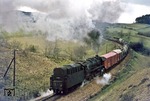 Blick auf die Schublok 44 0601 eines weiteren Umleitergüterzuges nach Arnstadt bei Milbitz. (15.04.1977) <i>Foto: Joachim Bügel</i>