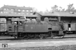 94 2040 vom Bw Aue (Sachs), eine sächsische XI HT, rangiert im Bahnhof Wilkau-Haßlau.  (17.06.1966) <i>Foto: W. A. Reed</i>