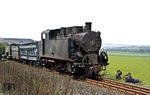 Kleine Pause bei Hettstedt für Lok 6 und Personal des Mansfelder-Bergwerks-Kombinats. (14.05.1977) <i>Foto: Wolfgang Bügel</i>