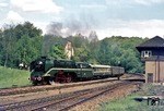 02 0201 (18 201) mit Sonderzug P 27740 in Blankenheim (Kr. Sangerhausen). (14.05.1977) <i>Foto: Wolfgang Bügel</i>