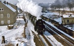 Auf dem Weg nach Görlitz dampft 03 2095 mit P 3807 durch Arnsdorf. (20.02.1978) <i>Foto: Wolfgang Bügel</i>