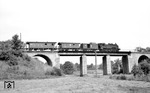 Wiederum der P 4050 aus Zwickau (Sachs), diesmal mit der Zwickauer 75 578 auf der Göltzschbrücke vor Lengenfeld (Vogtl) - siehe auch Bild-Nr. 17149. (17.07.1968) <i>Foto: Johannes Glöckner</i>