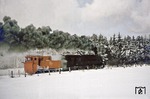 Und nochmals 95 0028 mit dem Klima-Schneepflug Bauart Linz, kurz vor Neuhaus. (05.01.1978) <i>Foto: Wolfgang Bügel</i>
