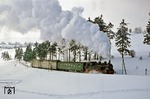 Zwischen Schmiedefeld und Rennsteig muss die Bahn auf einer Länge von 1890 m einen Höhenunterschied von 67 m überwinden. 94 1292 meisterte mit Bravour diesen Abschnitt. (18.02.1978) <i>Foto: Wolfgang Bügel</i>