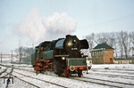 Richtig, dies ist keine pr. T 16.1. In Ilmenau übernahm 65 1073 den Sonderzug von 94 1292. (18.02.1978) <i>Foto: Wolfgang Bügel</i>