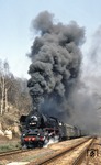Kraftvolle Ausfahrt der 41 1182 im Bahnhof Kraftsdorf vor P 6018 nach Göschwitz. (20.04.1983) <i>Foto: Wolfgang Bügel</i>