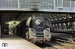 01 0504-9 (01 504) wurde im Jahre 1962 aus 01 224 rekonstruiert und erhielt im Februar 1965 eine Ölhauptfeuerung. Die beim Bw Pasewalk beheimatete Maschine wartet hier im Berliner Ostbahnhof auf die Rückfahrt in die Heimat. Sie wurde am 21. Juli 1981 ausgemustert. (22.07.1974) <i>Foto: J. R. Broughton</i>