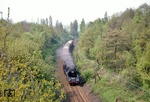Zwischen Löbau und Reichenbach/Sa. ist die Görlitzer 03 2096 mit P 3805 bei Zoblitz unterwegs. (16.05.1978) <i>Foto: Joachim Bügel</i>