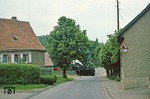 Am Bahnübergang "Schlossberg" hat 99 5902 den Endbahnhof Harzgerode fast erreicht. (10.06.1978) <i>Foto: Wolfgang Bügel</i>