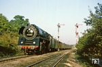 01 0529 fährt mit P 3025 in den Bahnhof Haynsburg/Elster ein. (12.10.1978) <i>Foto: Wolfgang Bügel</i>