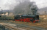 Neben 01 2204 ist auch der Postwagen, der im P 4009 hinter der Lok hängt, einen Blick wert.  (17.04.1980) <i>Foto: Joachim Bügel</i>