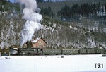 95 0016 mit P 18004 in Hüttengrund. (28.02.1979) <i>Foto: Wolfgang Bügel</i>