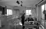 Blick in das E43-Stellwerk 3 am Stuttgarter Hauptbahnhof. (06.1962) <i>Foto: Walter Hollnagel</i>