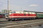 Am 01.01.1992 wurde die DR 118 624 in den Baureihenplan der DB aufgenommen und aus ihr wurde 228 624. Die beim Bh Görlitz beheimatete Maschine wurde am 04.10.1993 z-gestellt und am 04.01.1994 ausgemustert. Will Reed erwischte die Lok in Zittau im Frühjahr 1992. (05.1992) <i>Foto: Will A. Reed</i>
