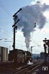 Ausfahrt der 58 3007 mit Ng 65321 im Bahnhof Glauchau. (03.05.1979) <i>Foto: Wolfgang Bügel</i>