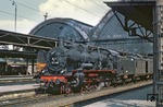 38 2385 vom Bw Bautzen wartet in Dresden Hbf auf die Rückfahrt. (29.06.1970) <i>Foto: Will A. Reed</i>