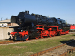 52 8109 entstand im Jahr 1964 aus der 1944 von Henschel gebauten 52 2883. Nach ihrer Abstellung am 10.11.1991 beim Bw Bautzen, wurde sie am 31.12.1993 an den Thüringer Eisenbahn Verein in Weimar verkauft und präsentiert sich dort vorbildlich aufgearbeitet. (14.10.2007) <i>Foto: Andreas Höfig</i>