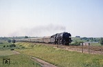 Die Pasewalker 01 0504 fährt vor dem D 917 am Oberuckersee bei Seehausen südlich von Prenzlau durch die Uckermark. (05.06.1979) <i>Foto: Joachim Bügel</i>