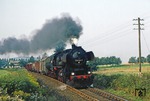 52 8124 (ex 52 2501, Henschel, Baujahr 1943) mit Ng 60205 beim Block Gelenau. (04.09.1980) <i>Foto: Wolfgang Bügel</i>