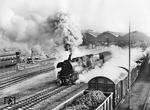 23 1090 (Bw Schwerin) verlässt mit einem "Interzonenzug" den Lübecker Hauptbahnhof. (02.1966) <i>Foto: Johann Burmester</i>